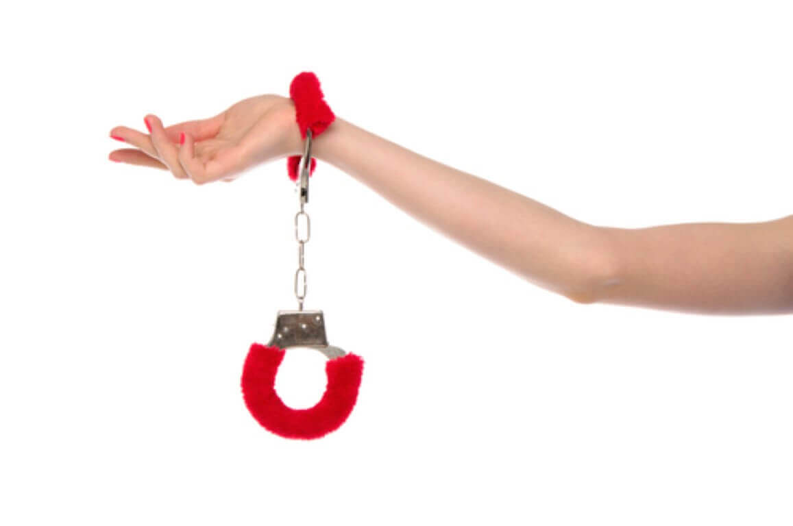 Read more about the article הזוגיות כבר לא מה שהייתה פעם? הגיע הזמן להכניס קצת פלפל לחדר המיטות!